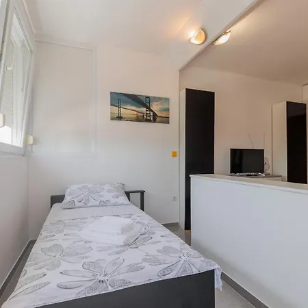 Center Diana Apartment Zadar